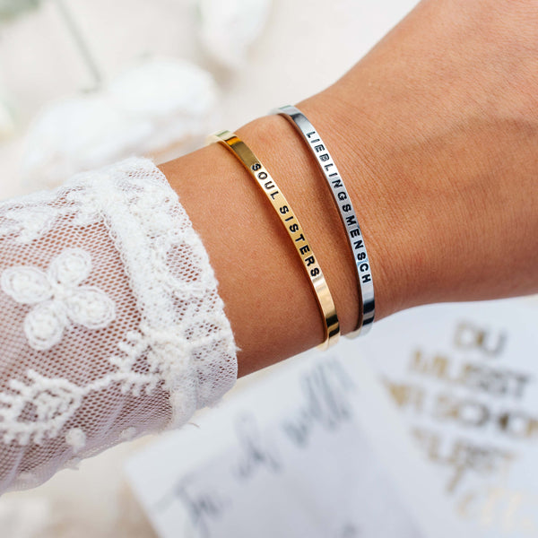 Be Soulful Armbänder mit Gravur Kombination Gold und Silber